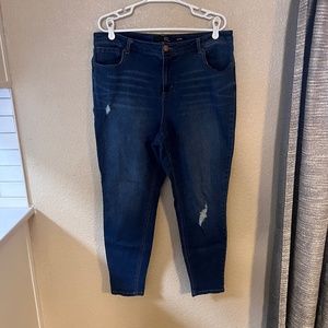 Women's 1822 Denim Roll Cuff Skinny Jeans / Size 20W